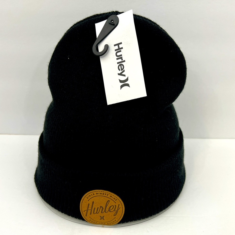 HURLEY, BEANIE WITH CUFF,LEATHER LOGO ON THE CUFF, BLACK,UNISEX, 1 SIZE FITS ALL